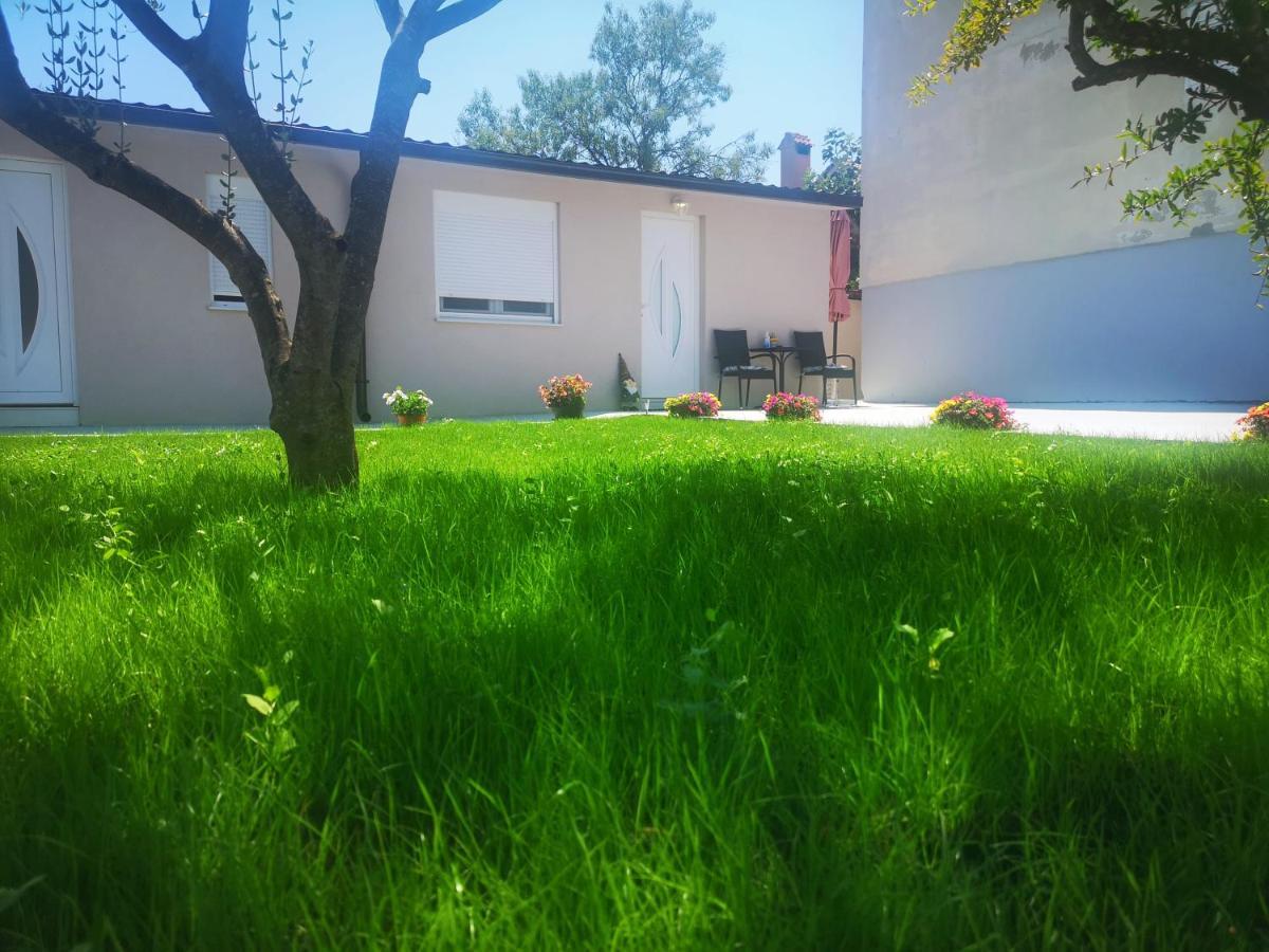 Studio Apartments Tara Zadar Zewnętrze zdjęcie