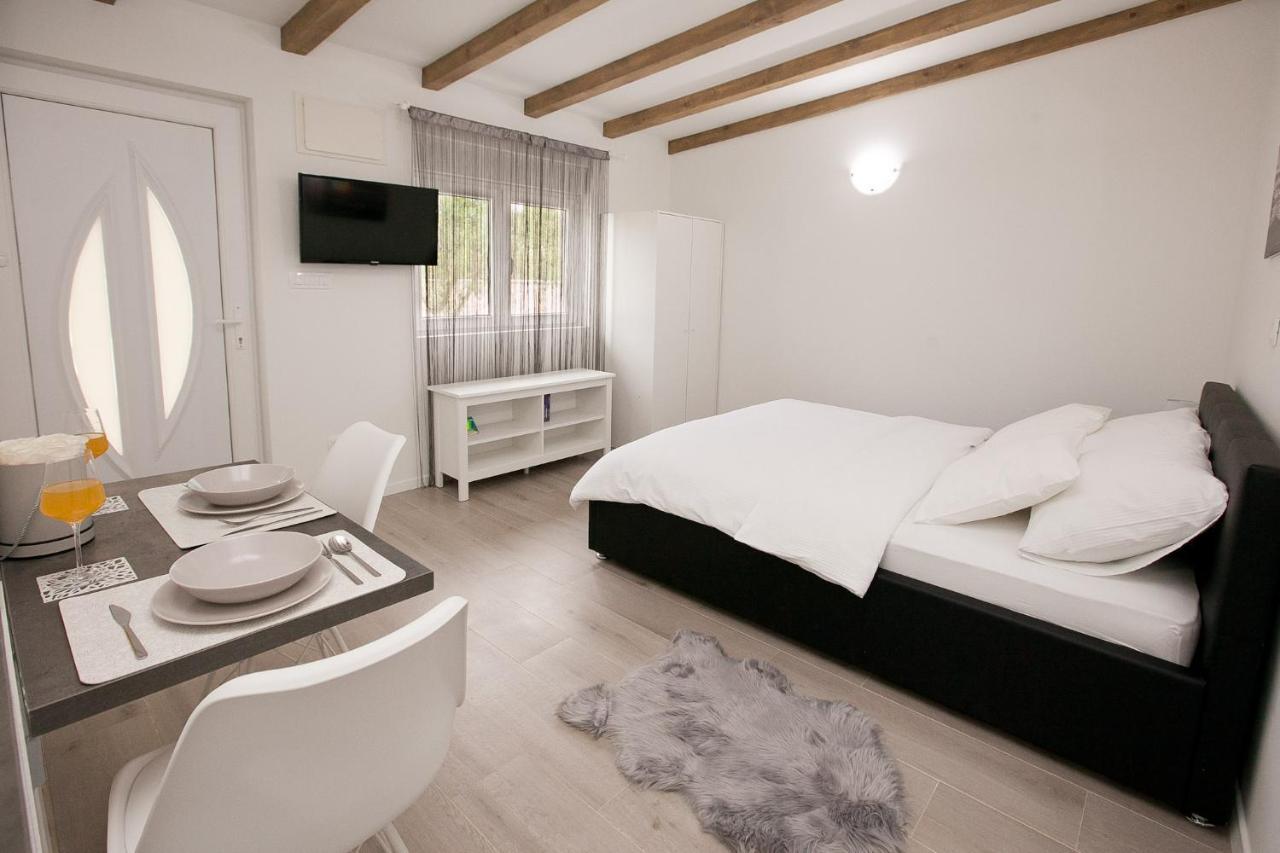 Studio Apartments Tara Zadar Zewnętrze zdjęcie