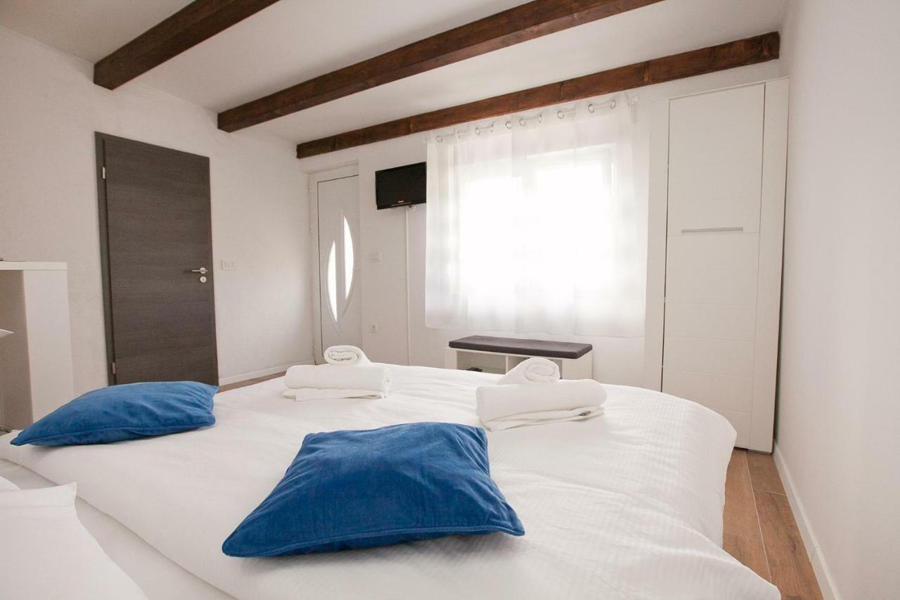 Studio Apartments Tara Zadar Zewnętrze zdjęcie